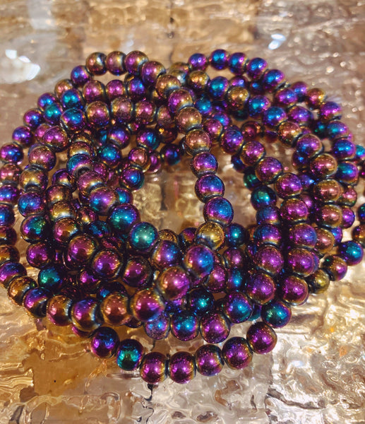 BESHEEK Silvertone Rainbow Hematite Hearts Clasp Bracelet| Handmade Hy